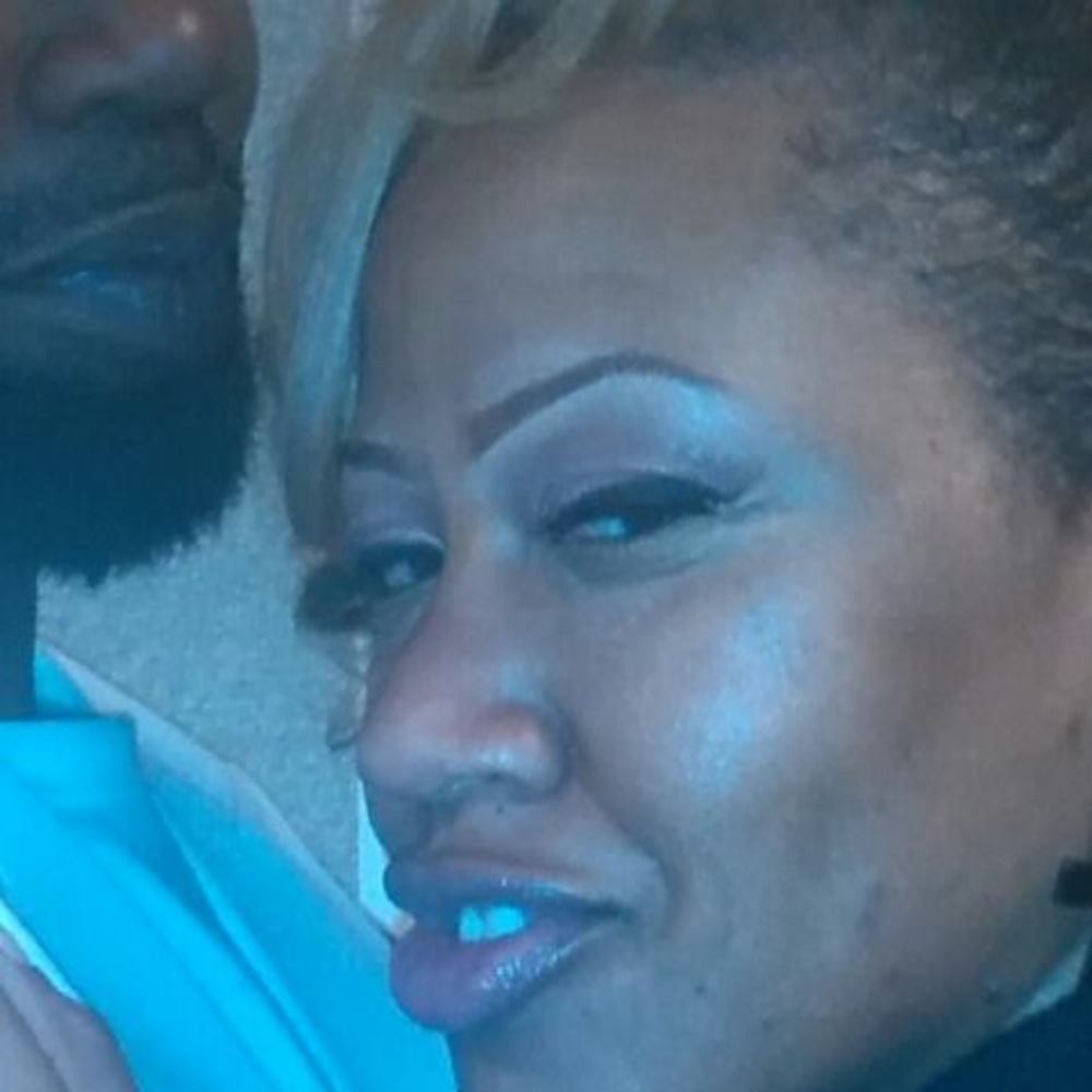 Meet your Posher, Raquel